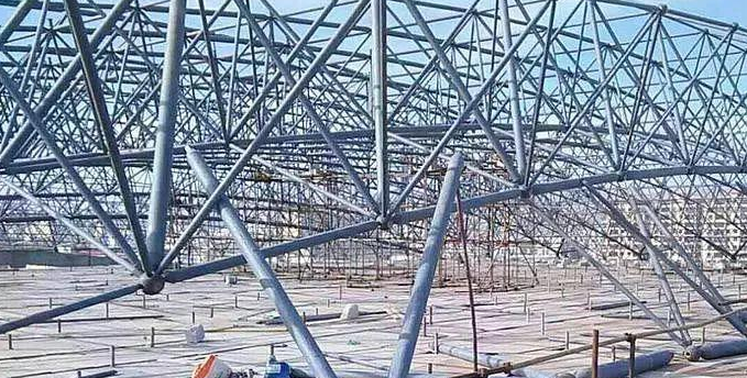 新沂盘点螺栓球网架对于选材方面的4个基本恳求
